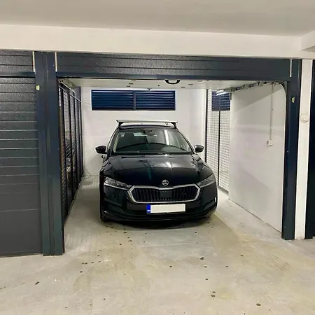 Apartman Vito דירה *